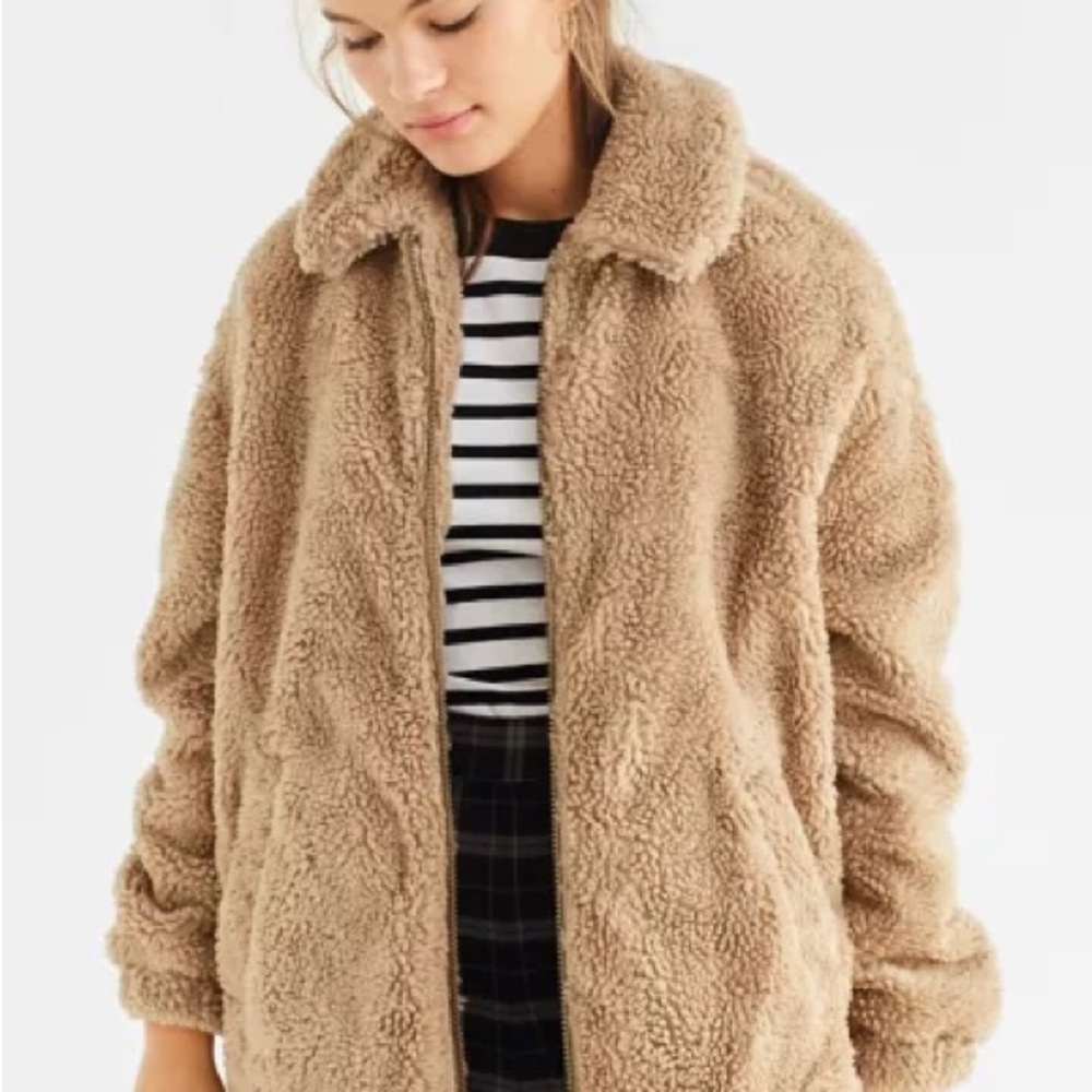 bdg oversized sherpa jacket
